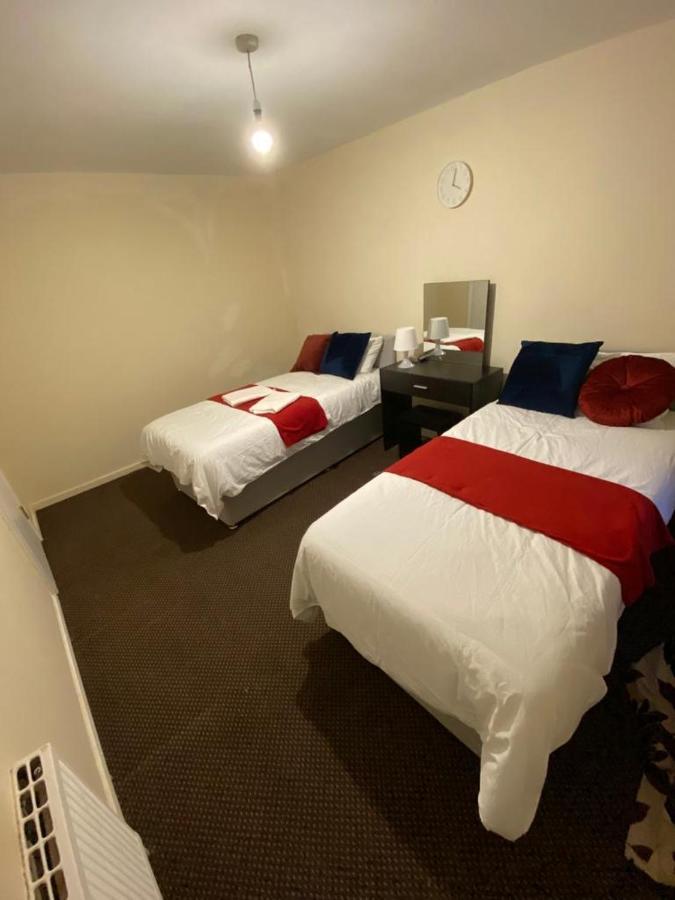 2 Bedroom Lovely Apartment In Woolwich London Exterior photo